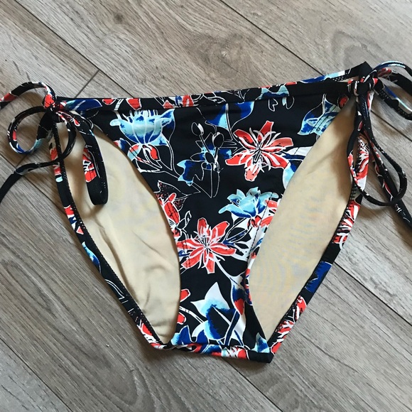 Tart Iris Floral Print Side Tie Swim Bottom FLAW - Picture 2 of 7